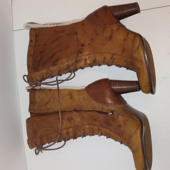 Ugg Camille Lace Up Heel Boot with Fur Detail - Picture 13 of 13